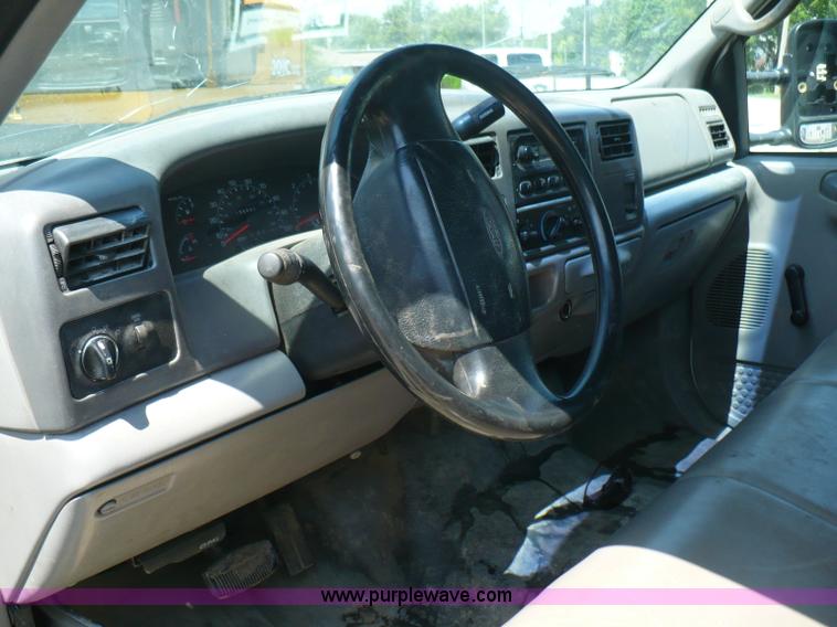 image for item A4811 2000 Ford F350 XL Super Duty pickup truck