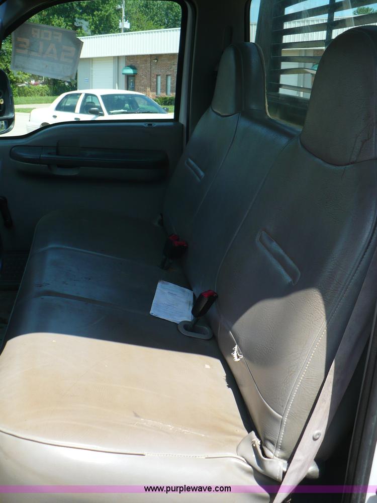 image for item A4811 2000 Ford F350 XL Super Duty pickup truck