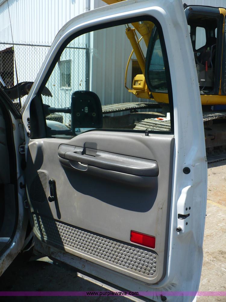 image for item A4811 2000 Ford F350 XL Super Duty pickup truck