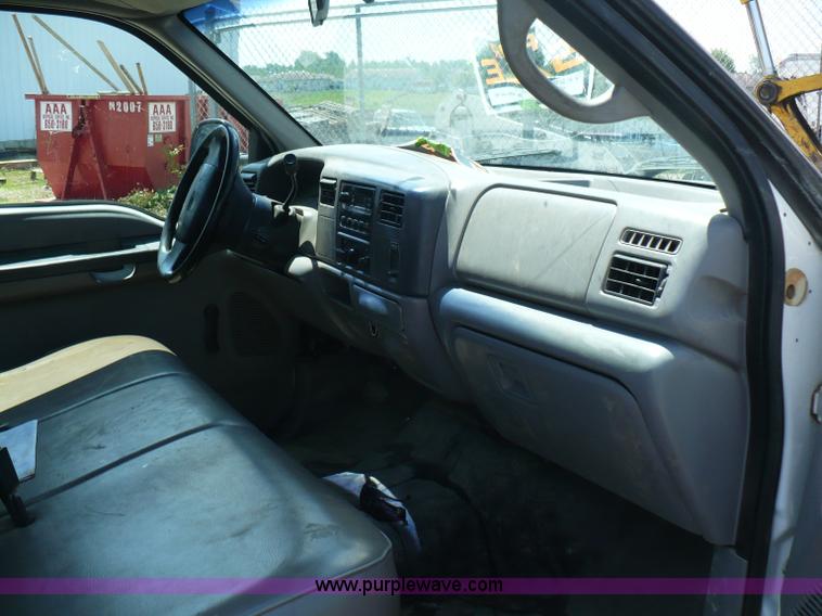 image for item A4811 2000 Ford F350 XL Super Duty pickup truck