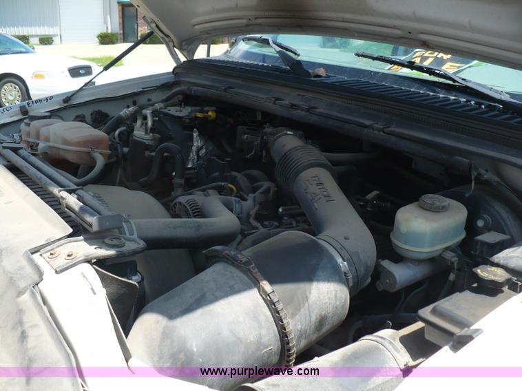 image for item A4811 2000 Ford F350 XL Super Duty pickup truck