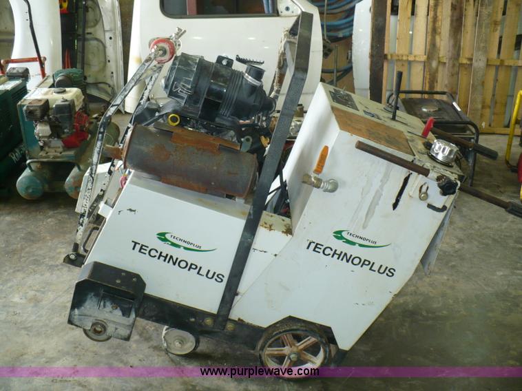 image for item A4812 Technoplus concrete saw