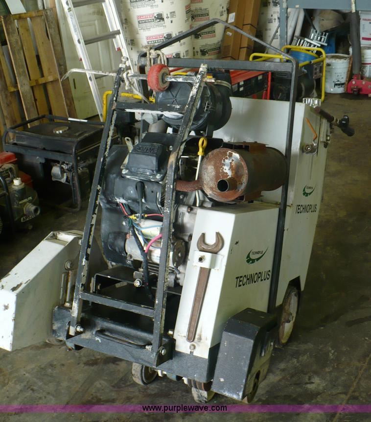 image for item A4812 Technoplus concrete saw