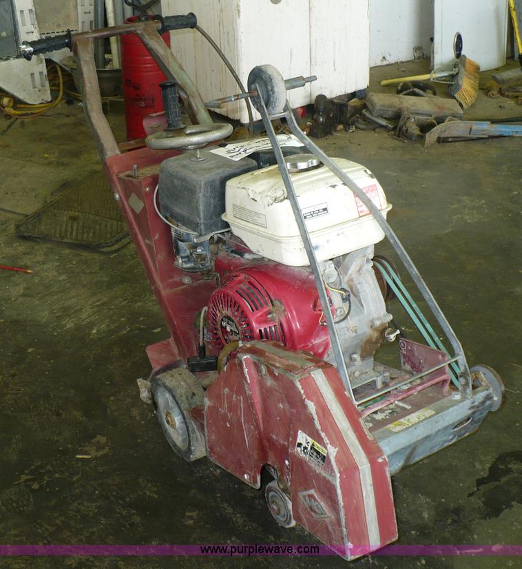 image for item A4813 MK Diamond concrete saw