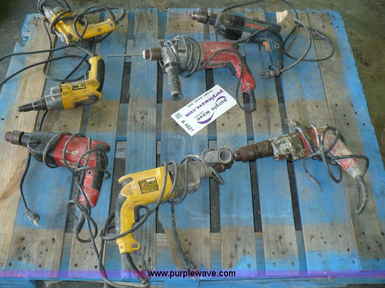 image for item A4821 (7) Electric drills