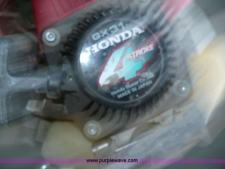 image for item A4827 2004 Whiteman 8'L power screed