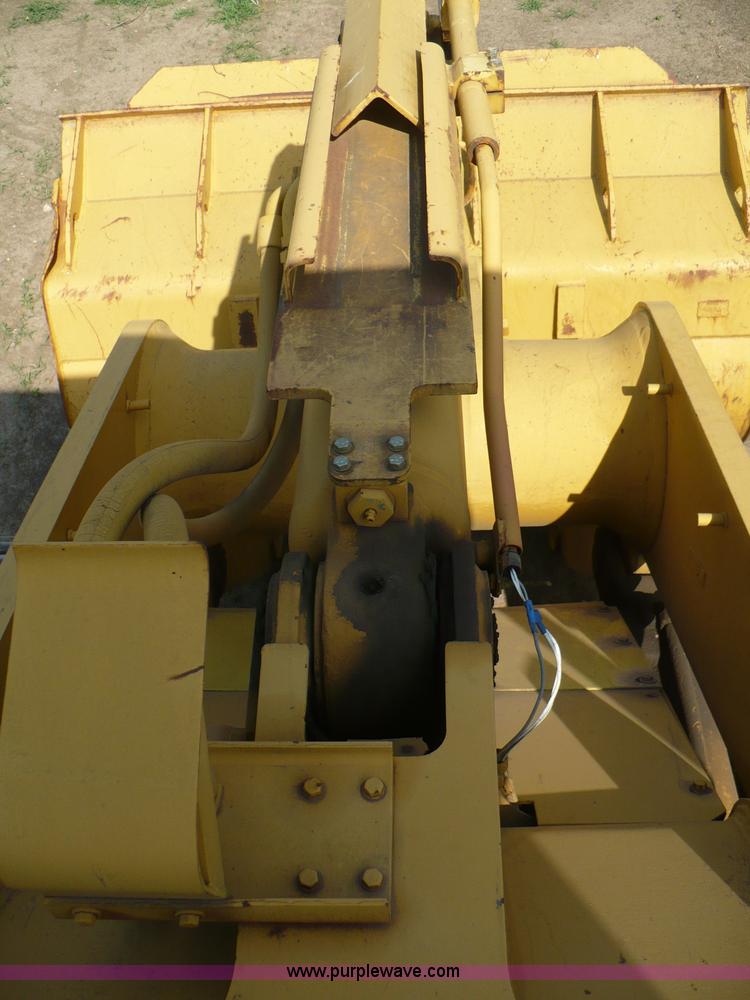 image for item A4831 Caterpillar 963 track loader