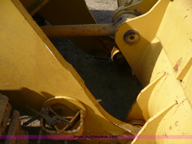 image for item A4831 Caterpillar 963 track loader