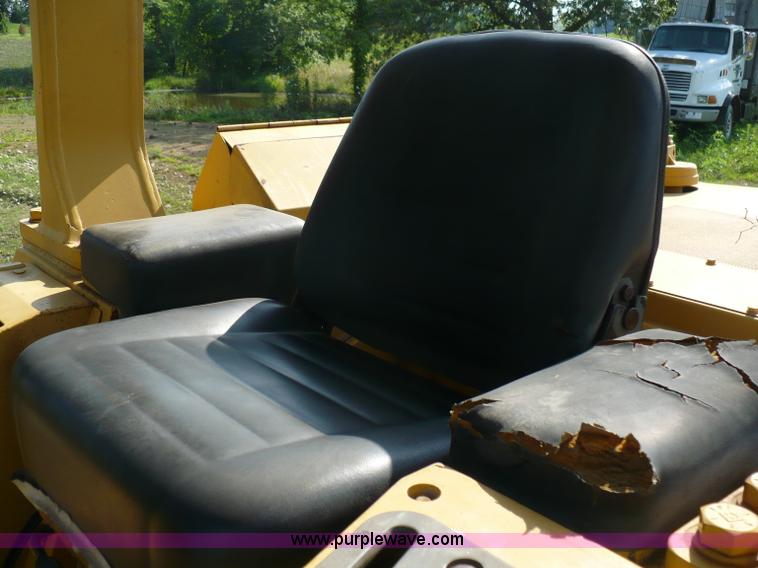 image for item A4831 Caterpillar 963 track loader