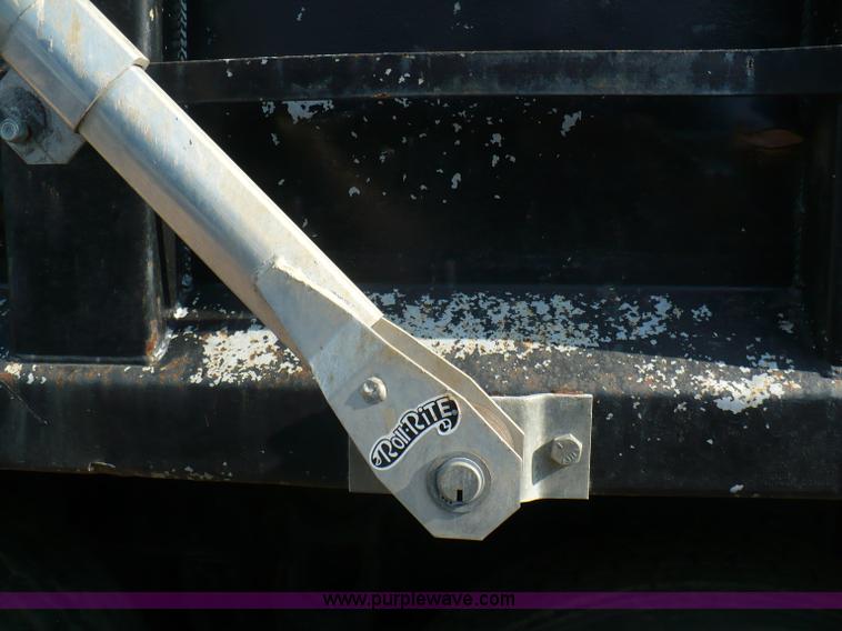 image for item A4834 1991 International 9400 dump truck