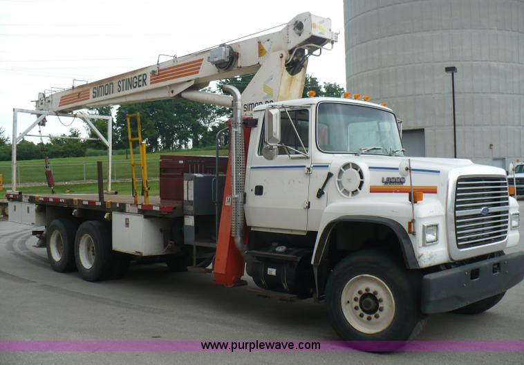 image for item A4835 1994 Ford LT8000 crane truck