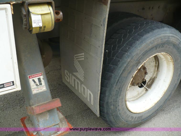 image for item A4835 1994 Ford LT8000 crane truck