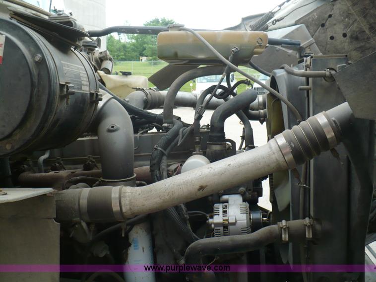 image for item A4835 1994 Ford LT8000 crane truck