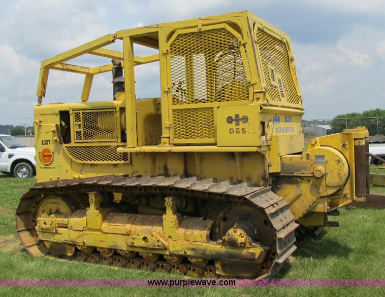 image for item A4905 1975 Komatsu D85 dozer