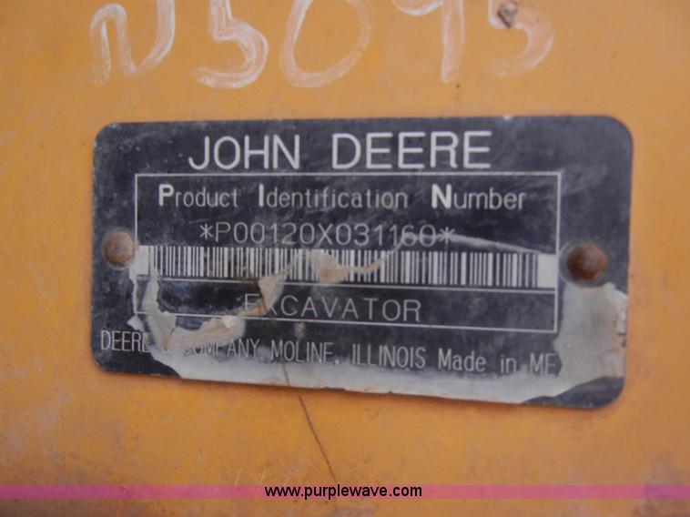 image for item A5399 1999 John Deere 120 excavator