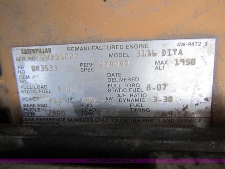 image for item A9382 1993 GMC Topkick service truck