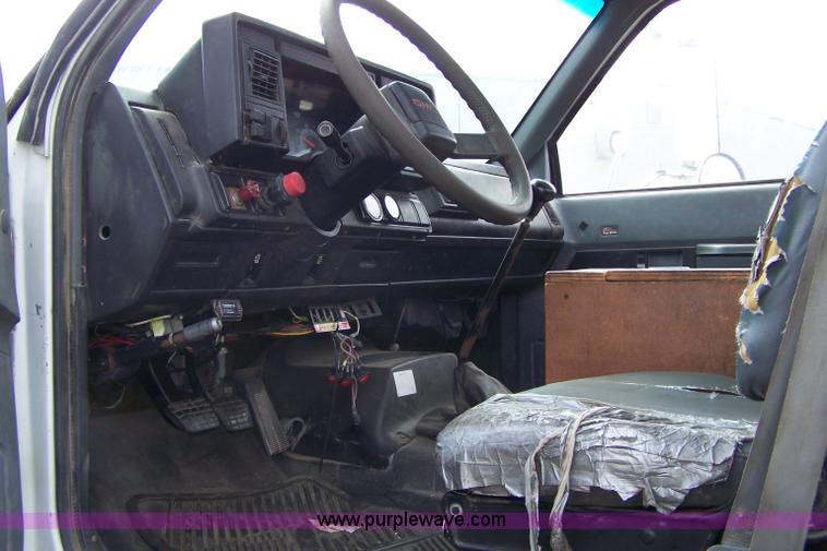 image for item A9382 1993 GMC Topkick service truck