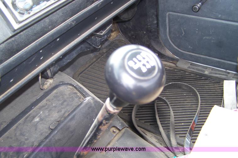 image for item A9382 1993 GMC Topkick service truck