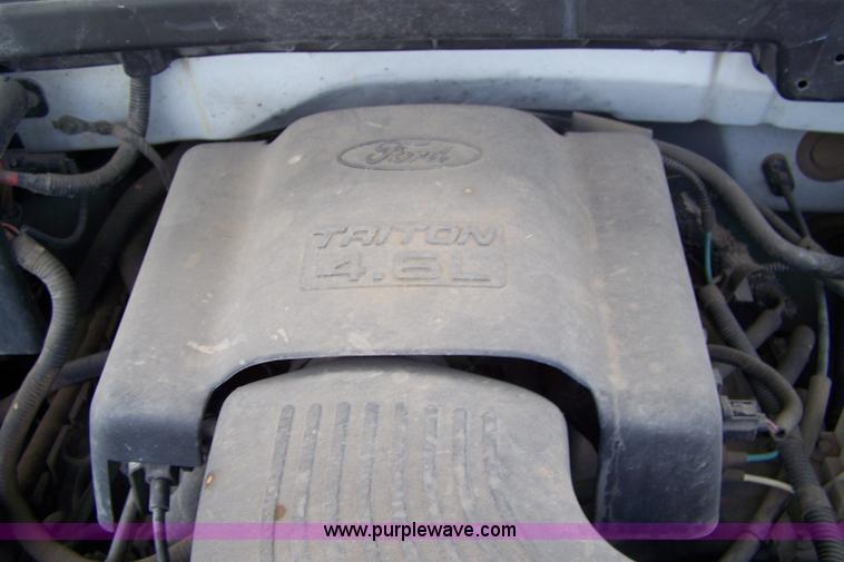 image for item A9382 1993 GMC Topkick service truck