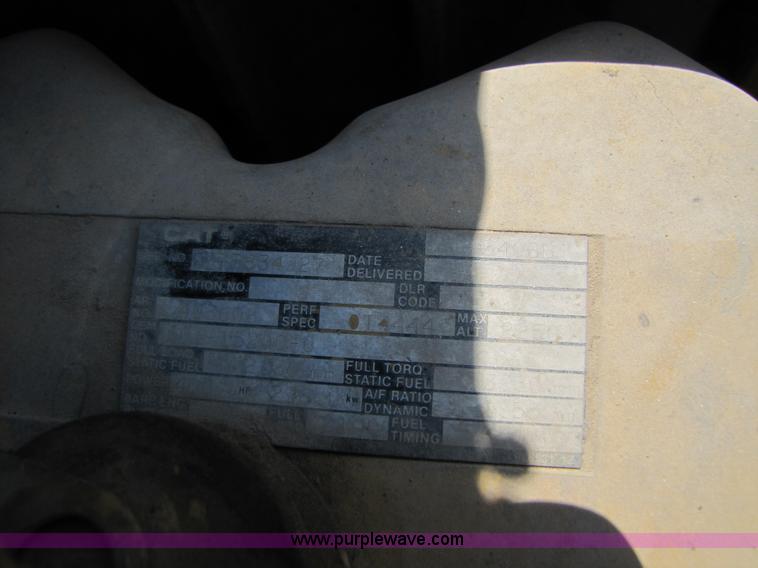 image for item A9533 1985 Freightliner FLC-64T semi truck