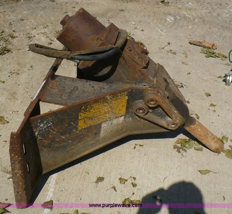 image for item A9577 Bobcat hydraulic breaker