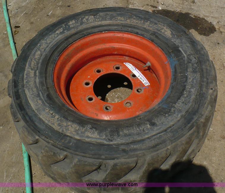 image for item A9579 Bobcat tire and rim