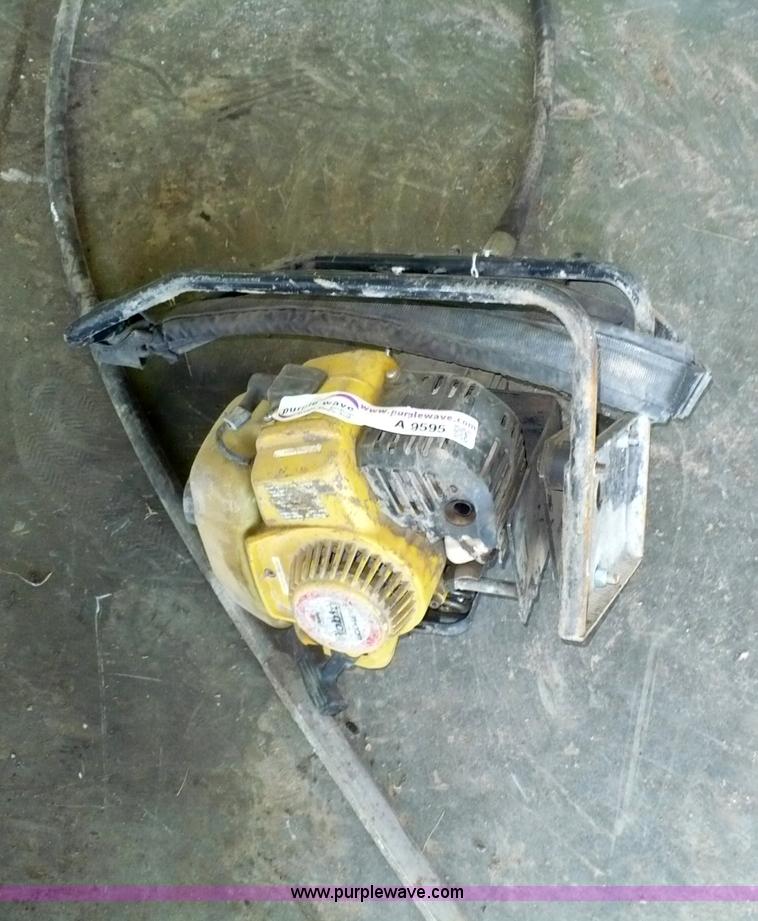 image for item A9595 Robin EC04F hand held vibrator