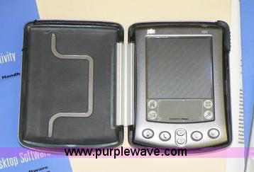 image for item 4410 Palm pilot with charger