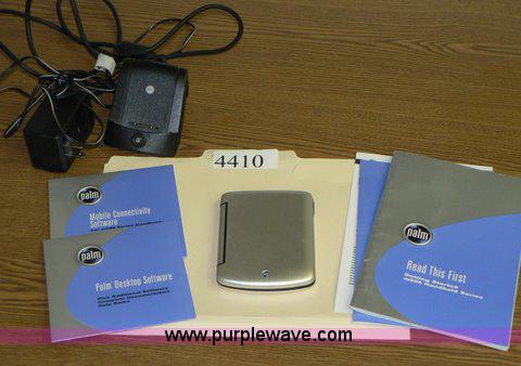 image for item 4410 Palm pilot with charger