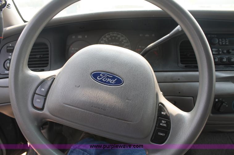 image for item 5097 2002 Ford Crown Victoria Police Interceptor