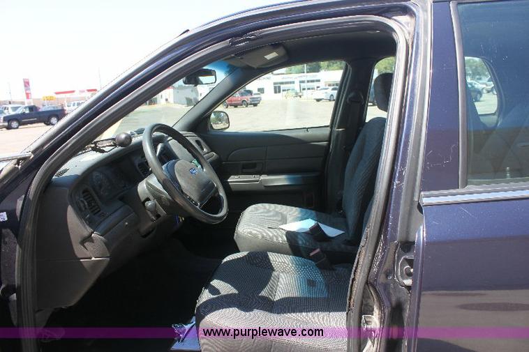 image for item 6320 2003 Ford Crown Victoria Police Interceptor