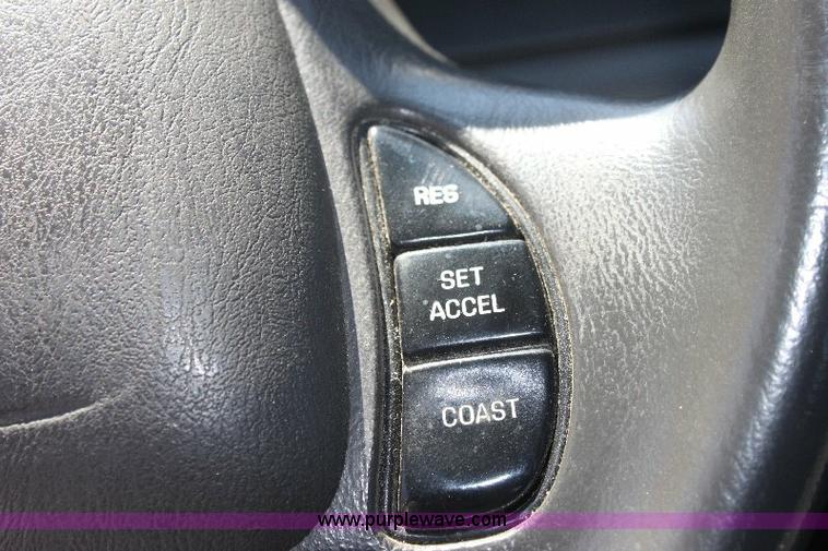 image for item 6320 2003 Ford Crown Victoria Police Interceptor