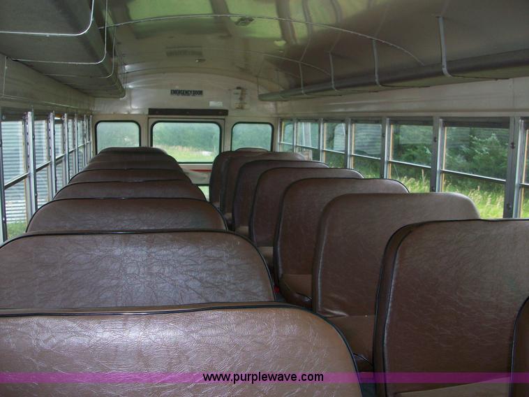 image for item A1147 1991 Ford B600 school bus