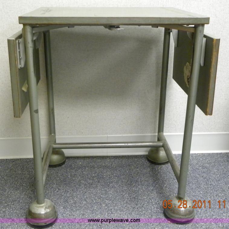 Assorted office furniture in Ottawa, KS Item A1176 sold Purple Wave