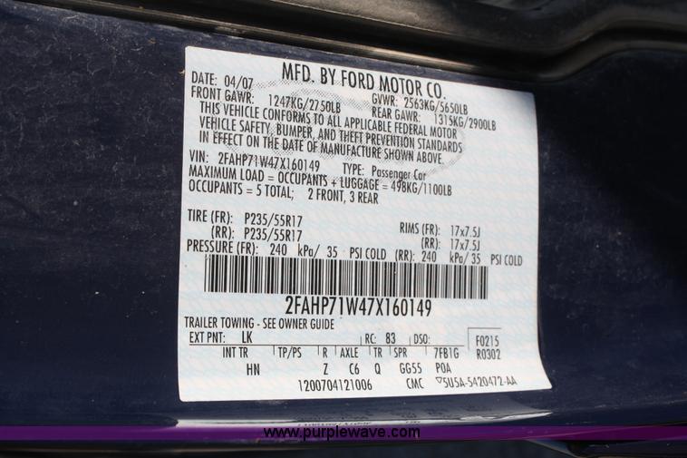 image for item A2145 2007 Ford Crown Victoria Police Interceptor