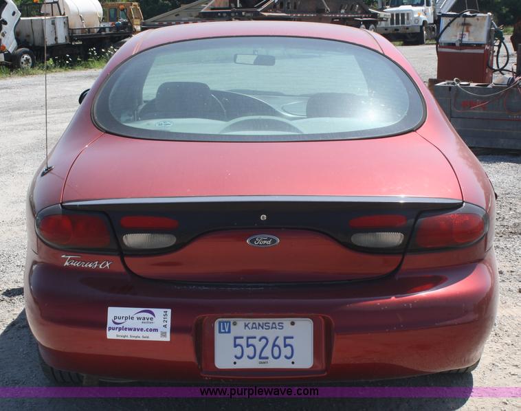 image for item A2154 1999 Ford Taurus LX