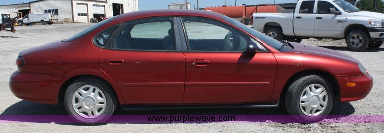 image for item A2154 1999 Ford Taurus LX