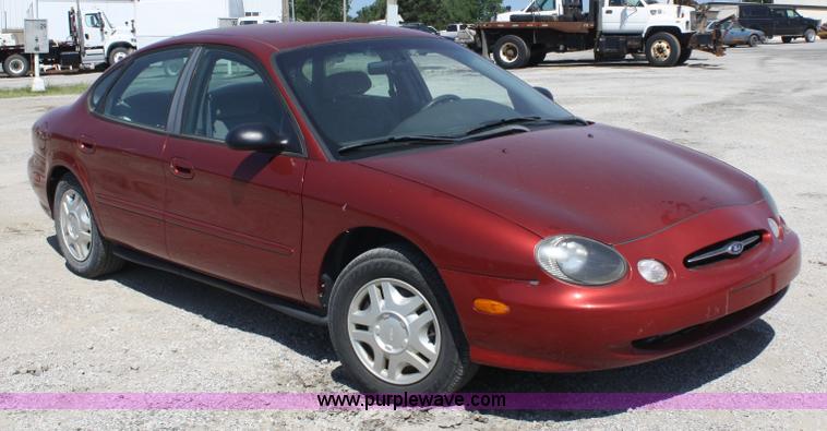 image for item A2154 1999 Ford Taurus LX