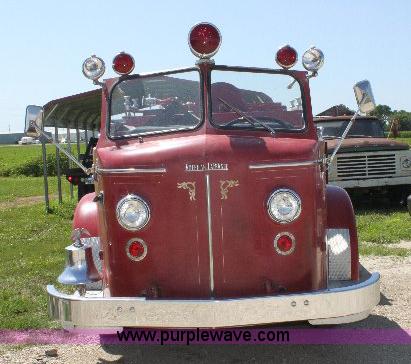 image for item A2513 1956 American LaFrance fire engine