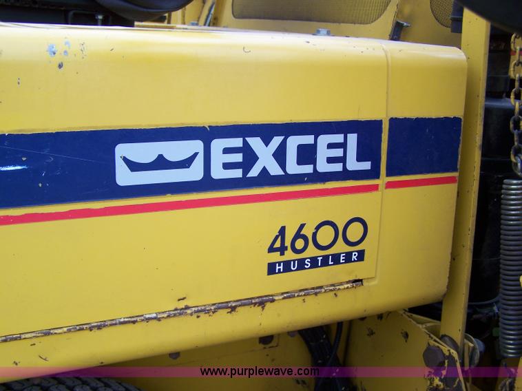 image for item A2527 1997 Ex-Cel Hustler 4600 lawn mower