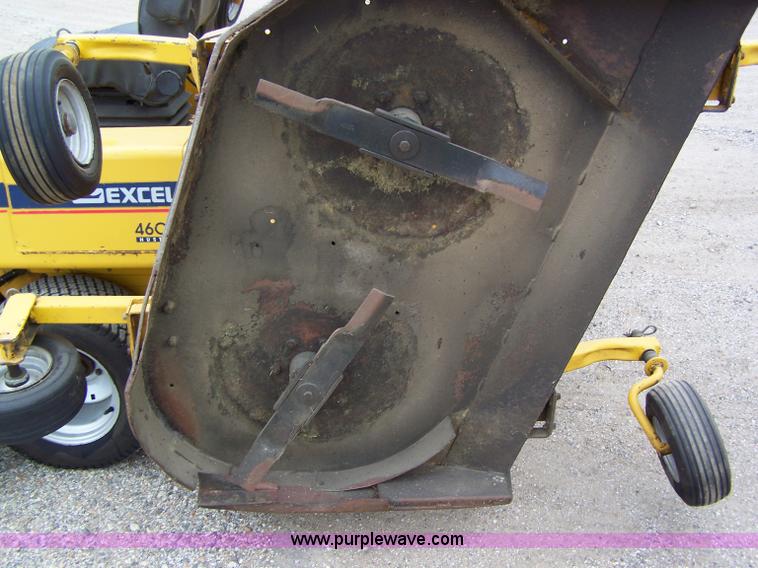 image for item A2527 1997 Ex-Cel Hustler 4600 lawn mower