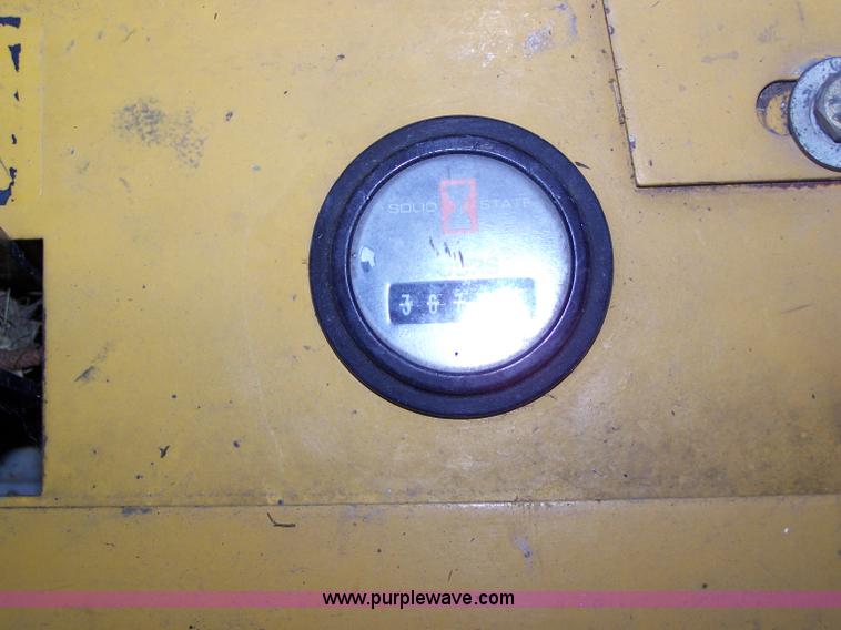 image for item A2527 1997 Ex-Cel Hustler 4600 lawn mower