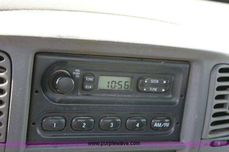 image for item A2549 1999 Ford F150 XL pickup truck