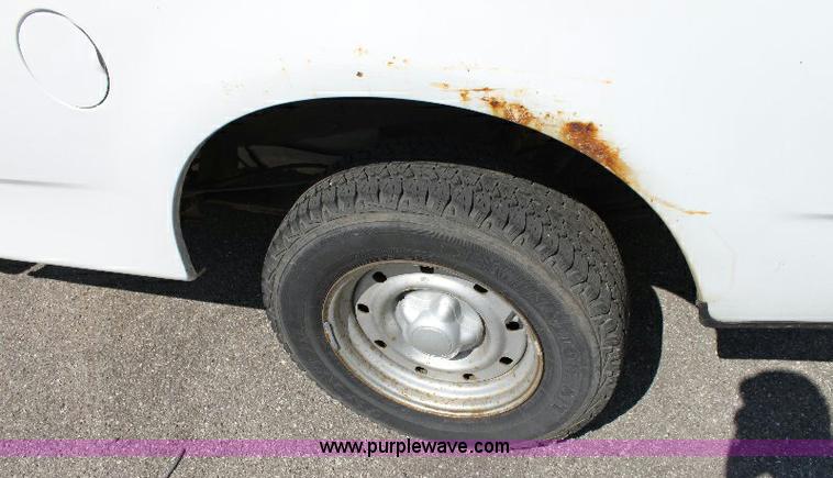 image for item A2549 1999 Ford F150 XL pickup truck