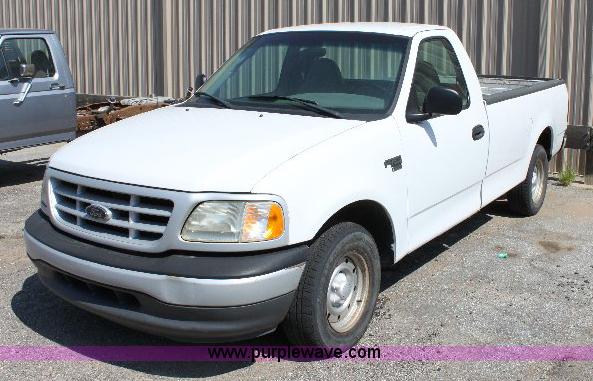 image for item A2550 1999 Ford F150 XL pickup truck