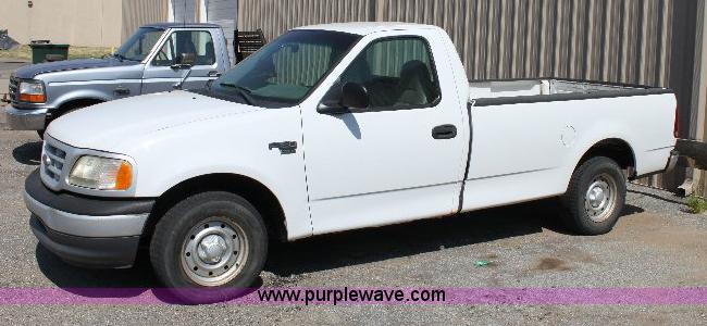 image for item A2550 1999 Ford F150 XL pickup truck
