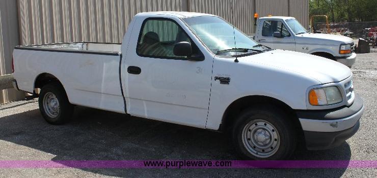 image for item A2550 1999 Ford F150 XL pickup truck