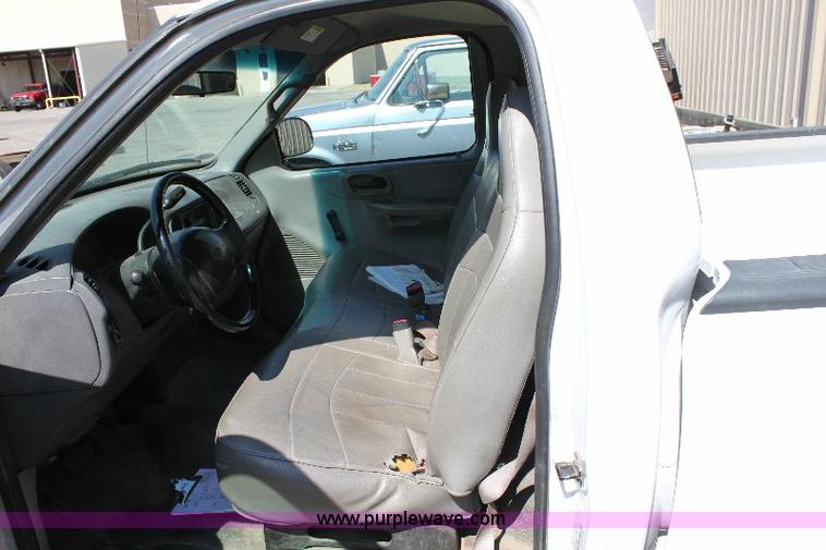 image for item A2550 1999 Ford F150 XL pickup truck