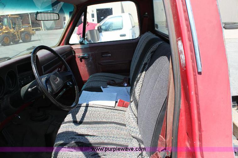 image for item A2551 1983 Chevrolet C30 Custom Deluxe truck cab and chassis