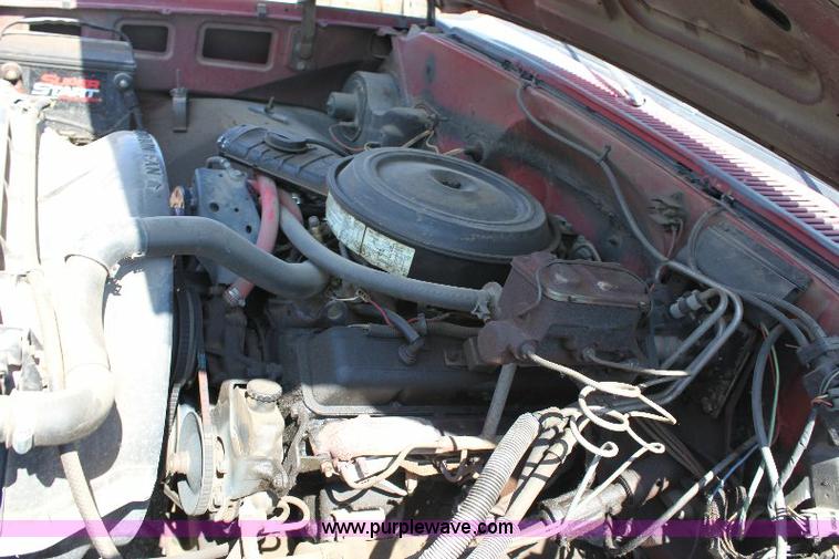 image for item A2551 1983 Chevrolet C30 Custom Deluxe truck cab and chassis